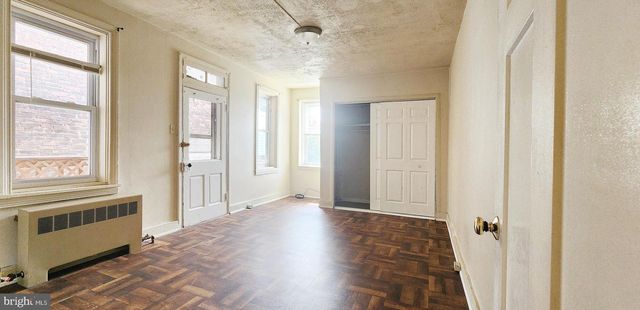 608 E PHILADELPHIA ST, York, PA 17403