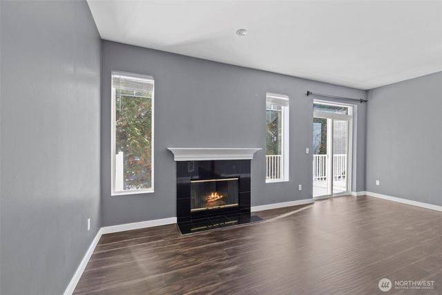 14908 29th Avenue W #H102, Lynnwood, WA 98087