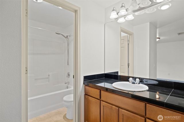 14908 29th Avenue W #H102, Lynnwood, WA 98087