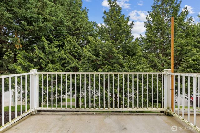 14908 29th Avenue W #H102, Lynnwood, WA 98087