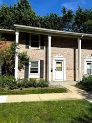 1851 Mckool Avenue, Streamwood, IL 60107