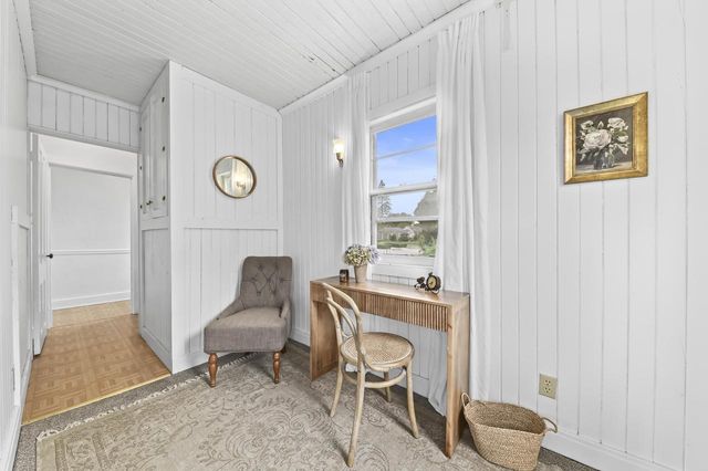 N50W6466 Western ROAD, Cedarburg, WI 53012