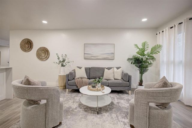 708 E Johnson Street, Norman, OK 73071