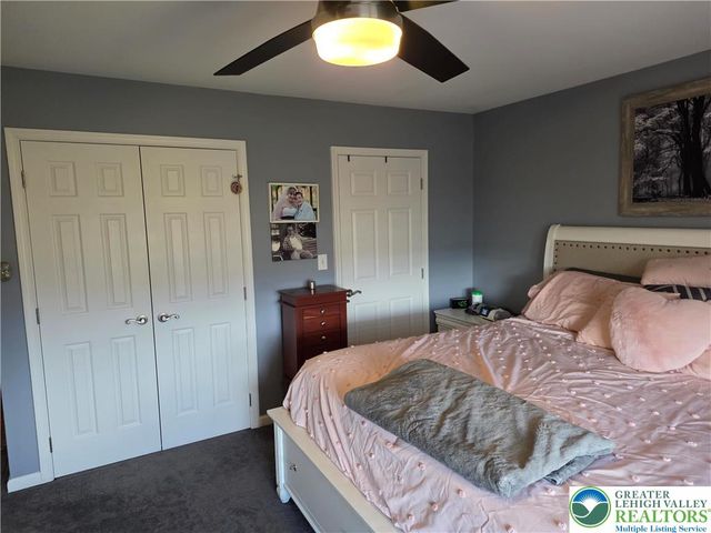 3393 Crestview Loop, Lehigh Twp, PA 18088