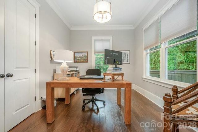 748 Ellsworth Road, Charlotte, NC 28211