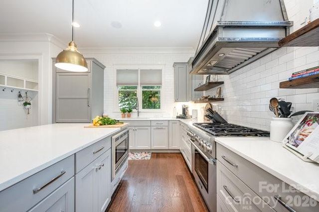 748 Ellsworth Road, Charlotte, NC 28211