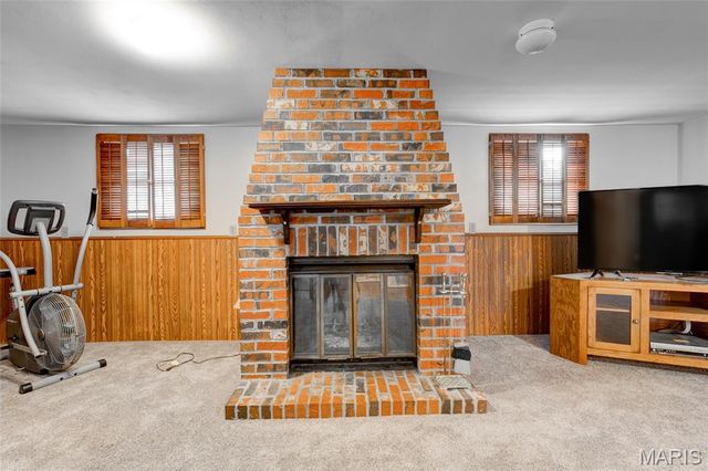 79 Rolling Meadows Drive, Godfrey, IL 62035