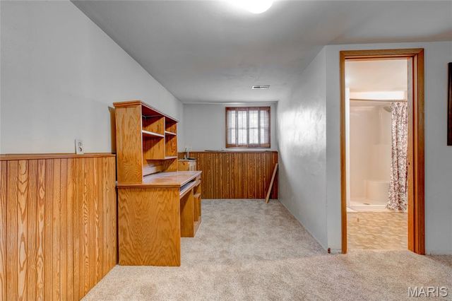 79 Rolling Meadows Drive, Godfrey, IL 62035