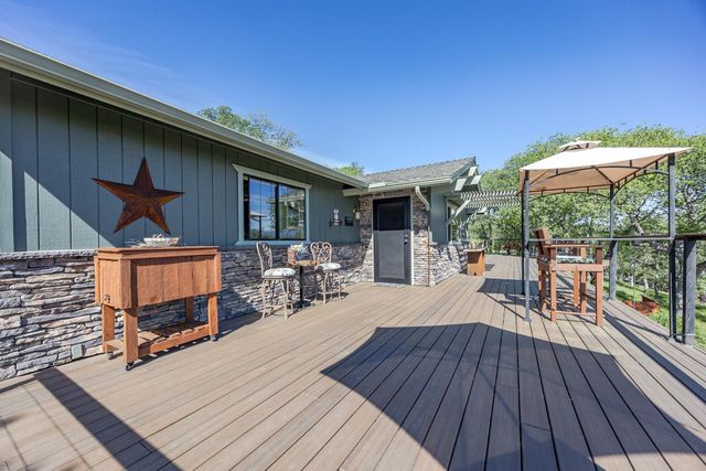 29890 Horseshoe Drive, Coarsegold, CA 93614