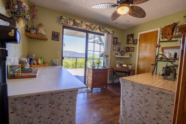 29890 Horseshoe Drive, Coarsegold, CA 93614