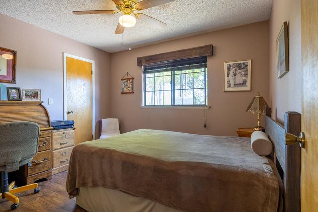 29890 Horseshoe Drive, Coarsegold, CA 93614