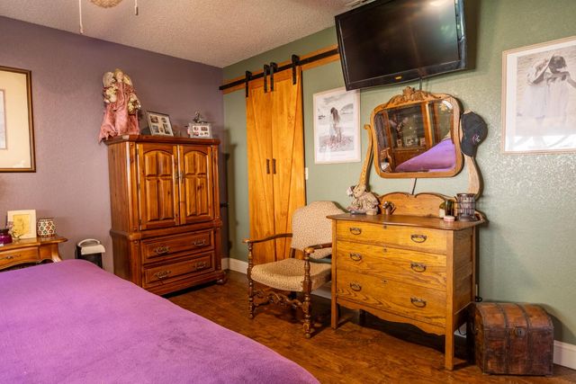 29890 Horseshoe Drive, Coarsegold, CA 93614