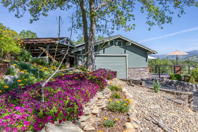 29890 Horseshoe Drive, Coarsegold, CA 93614