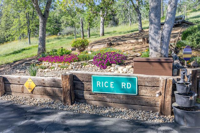 29890 Horseshoe Drive, Coarsegold, CA 93614