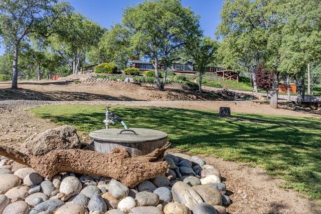 29890 Horseshoe Drive, Coarsegold, CA 93614