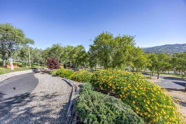 29890 Horseshoe Drive, Coarsegold, CA 93614