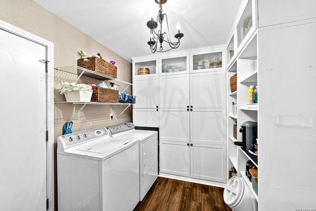 14307 Oak Shadows Dr, San Antonio, TX 78232