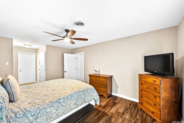 14307 Oak Shadows Dr, San Antonio, TX 78232