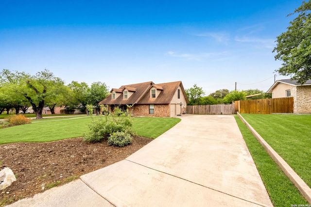 14307 Oak Shadows Dr, San Antonio, TX 78232