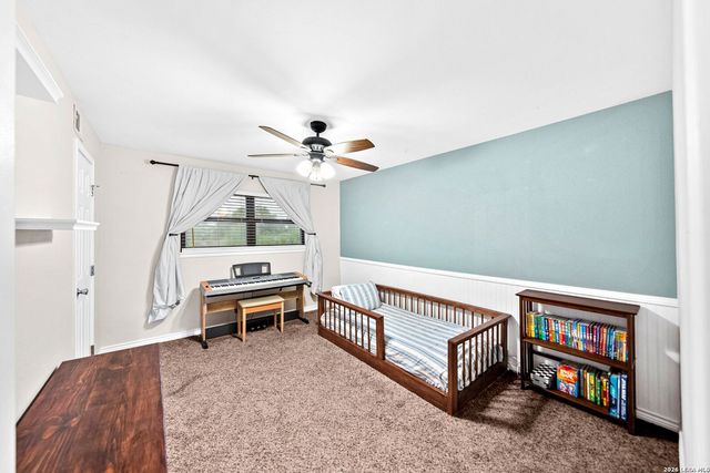 14307 Oak Shadows Dr, San Antonio, TX 78232