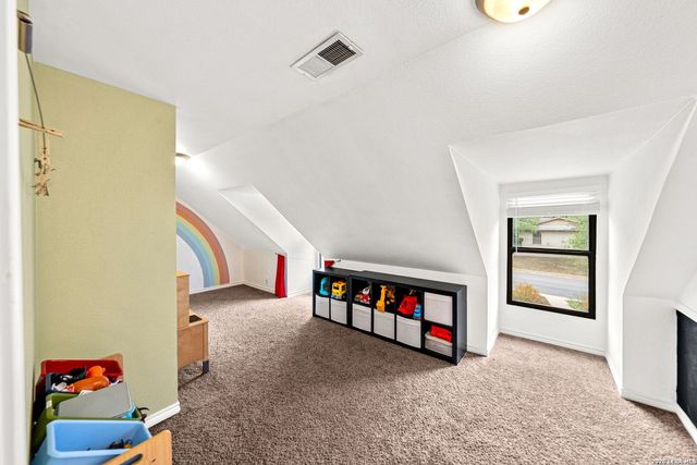 14307 Oak Shadows Dr, San Antonio, TX 78232