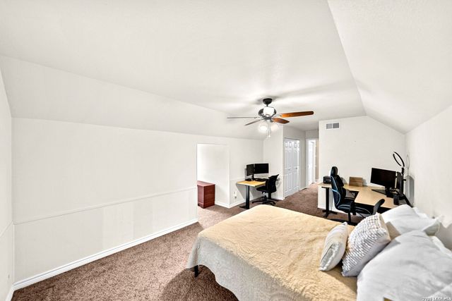 14307 Oak Shadows Dr, San Antonio, TX 78232