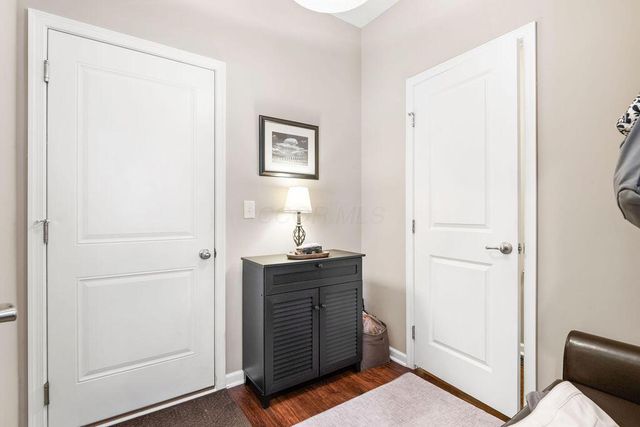 2045 E Gardenia Drive, Pataskala, OH 43062