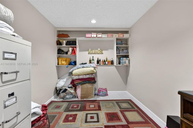 890 NW 35th Ave, Lauderhill, FL 33311