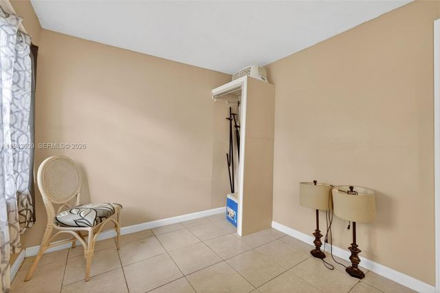 890 NW 35th Ave, Lauderhill, FL 33311