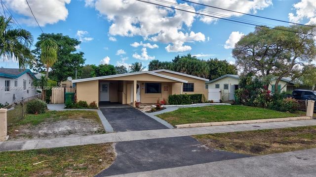 890 NW 35th Ave, Lauderhill, FL 33311