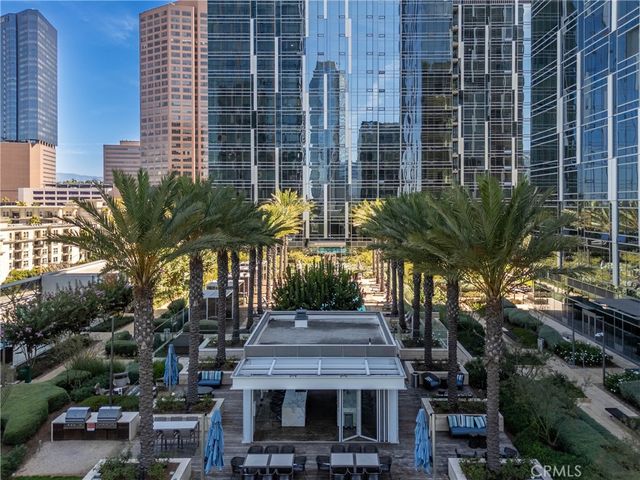 877 Francisco Street 819, Los Angeles, CA 90017