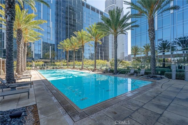 877 Francisco Street 819, Los Angeles, CA 90017