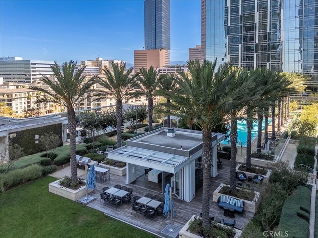 877 Francisco Street 819, Los Angeles, CA 90017