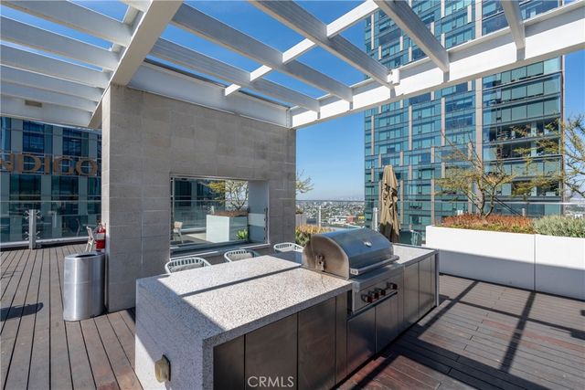 877 Francisco Street 819, Los Angeles, CA 90017