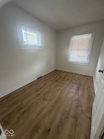 726 S Norfolk Street, Indianapolis, IN 46241