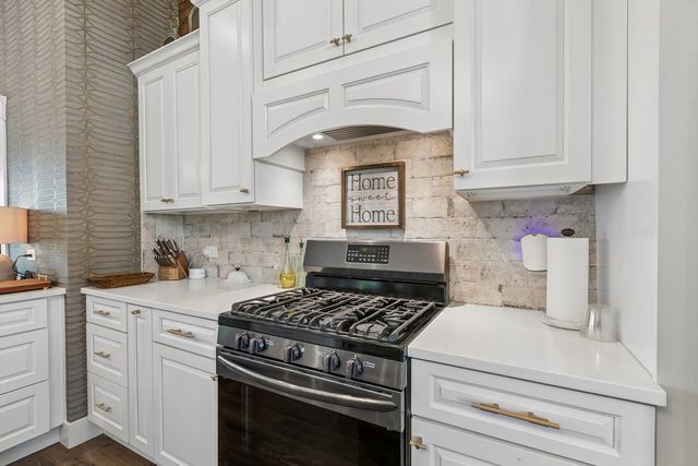 25831 S 104th Avenue, Monee, IL 60449