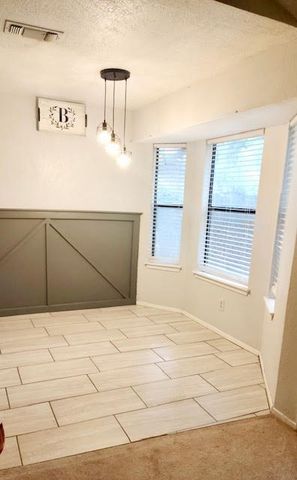 829 Lake Crest Parkway, Azle, TX 76020