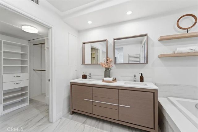 13173 Pacific Promenade 203, Playa Vista, CA 90094