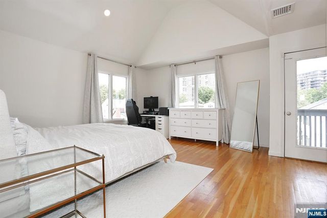 27 Lawton Avenue C0027, Cliffside Park, NJ 07010