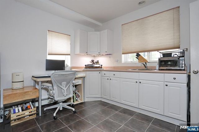 27 Lawton Avenue C0027, Cliffside Park, NJ 07010