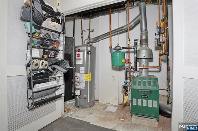 27 Lawton Avenue C0027, Cliffside Park, NJ 07010