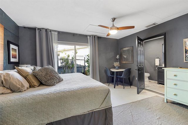 5260 NE 17th Ter, Fort Lauderdale, FL 33334