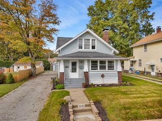 323 Wabash Avenue N, Brewster, OH 44613
