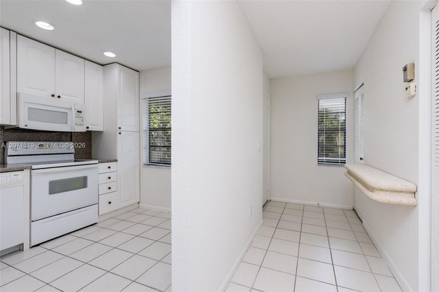 21529 Cypress Hammock Drive 35J, Boca Raton, FL 33428