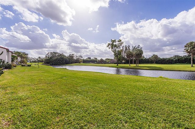 21529 Cypress Hammock Drive 35J, Boca Raton, FL 33428