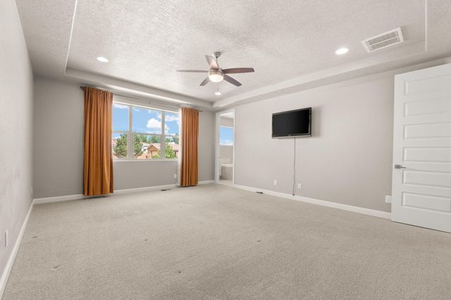 2421 Lynn Road SE, Rio Rancho, NM 87124