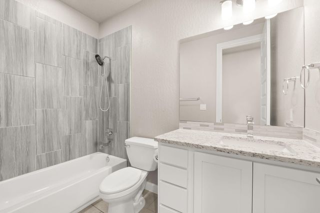 2421 Lynn Road SE, Rio Rancho, NM 87124