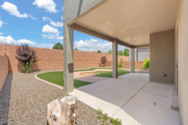 2421 Lynn Road SE, Rio Rancho, NM 87124