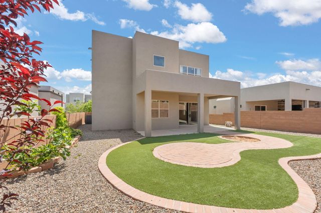 2421 Lynn Road SE, Rio Rancho, NM 87124