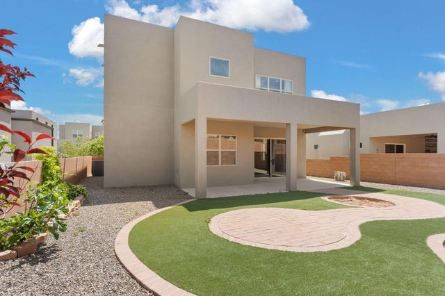 2421 Lynn Road SE, Rio Rancho, NM 87124